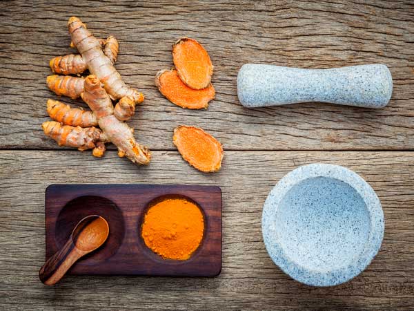 How Curcumin in Turmeric Starves Cancer Cells and Slows Tumor Growth
